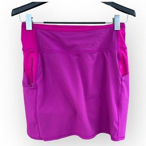 Athleta Magnolia Magenta Action Skort Skirt in Dobby 16.5 Pull On Pockets Sz S
